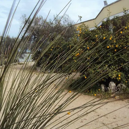 Casale In Tipica Salentina Con Piscina Holiday home *