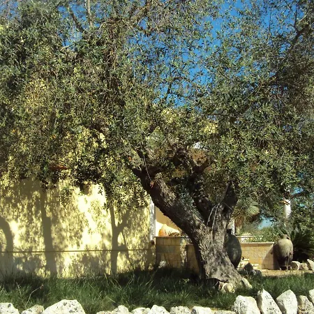 Casale In Tipica Salentina Con Piscina Holiday home *