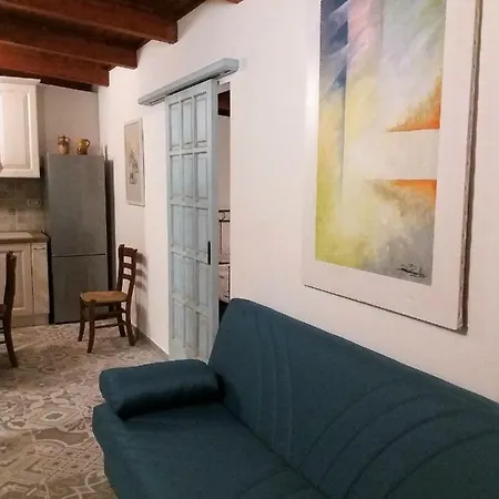 Holiday home Casale In Tipica Salentina Con Piscina